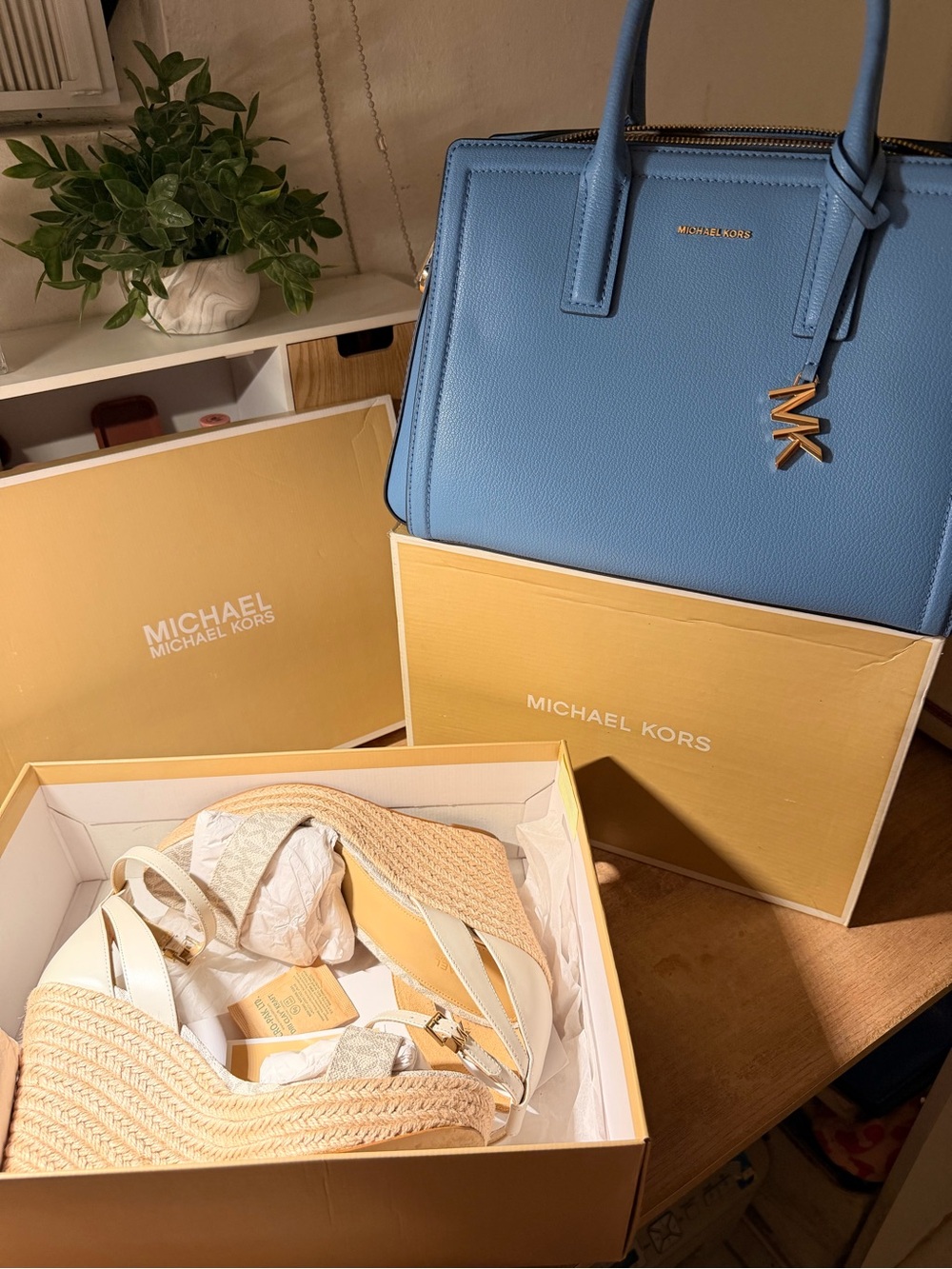 Michael Kors Kimberly Wedge Sandals LIKE NEW